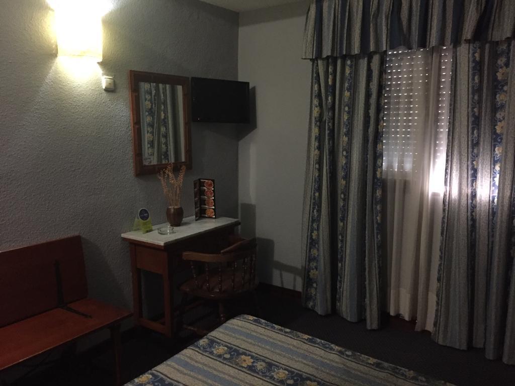 El Pilar Hotel La Carlota Szoba fotó