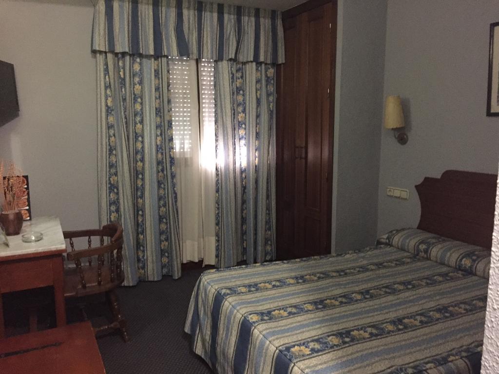 El Pilar Hotel La Carlota Szoba fotó